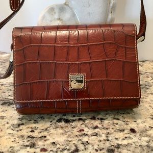 dooney and bourke croco crossbody